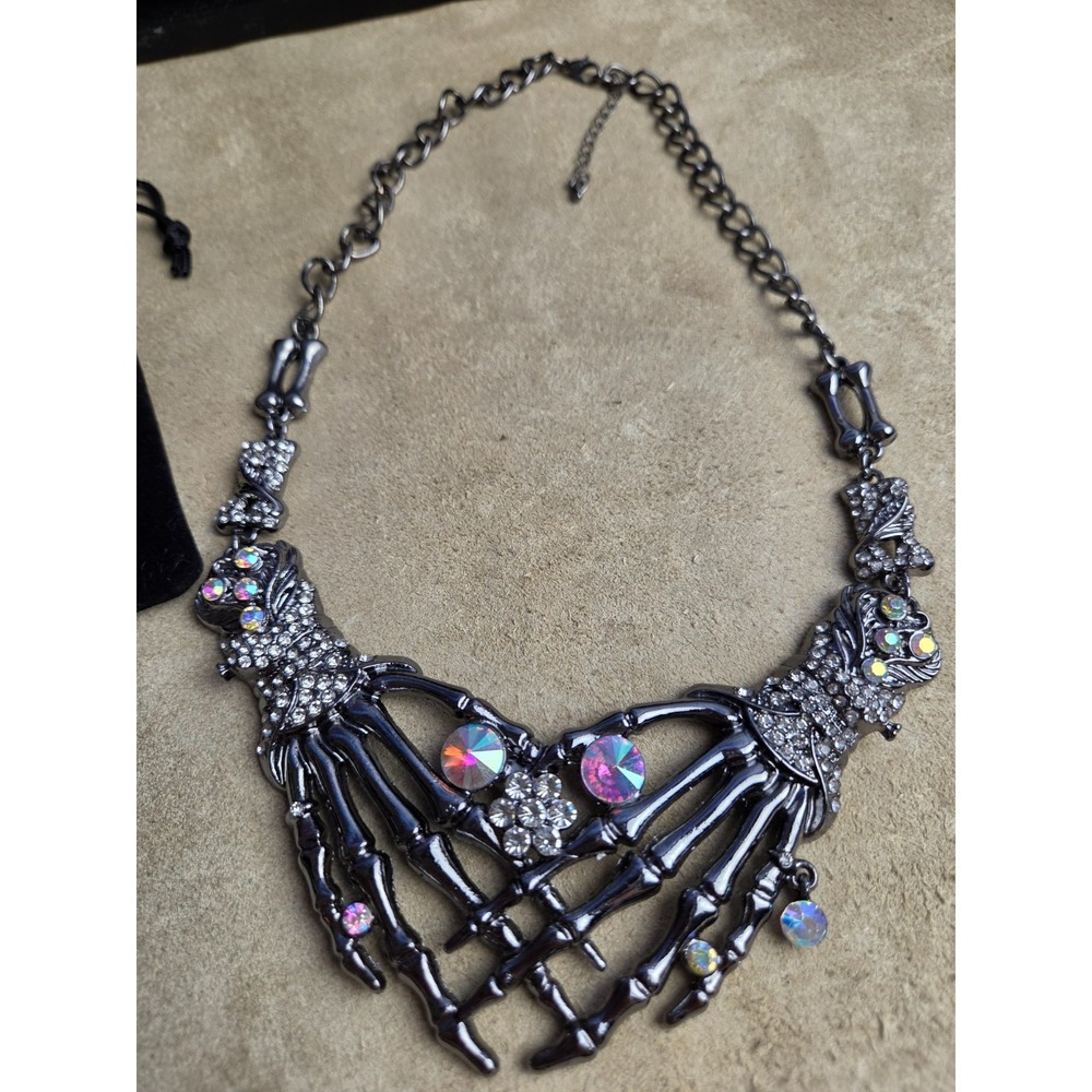 Skeleton Hand Heart Bling Necklace Earrings Dark Silver Tone Punk Goth-GunMetal - Picture 3 of 8